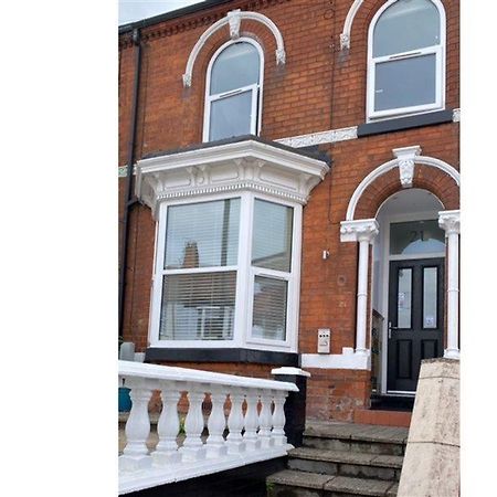 Oyo Hillcrest Studio Apartments Cleethorpes Bagian luar foto